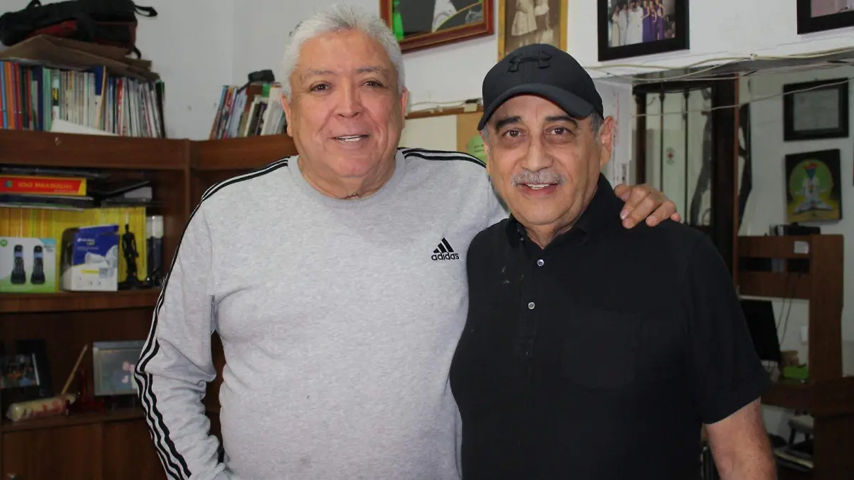 Reencuentro de dos grandes amigos, el ingeniero Victor Manuel Gallegos y Juanito Soto