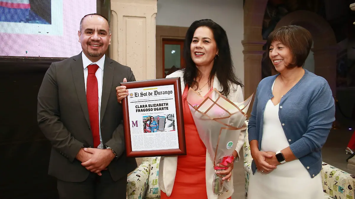 Premio a la mujer duranguense