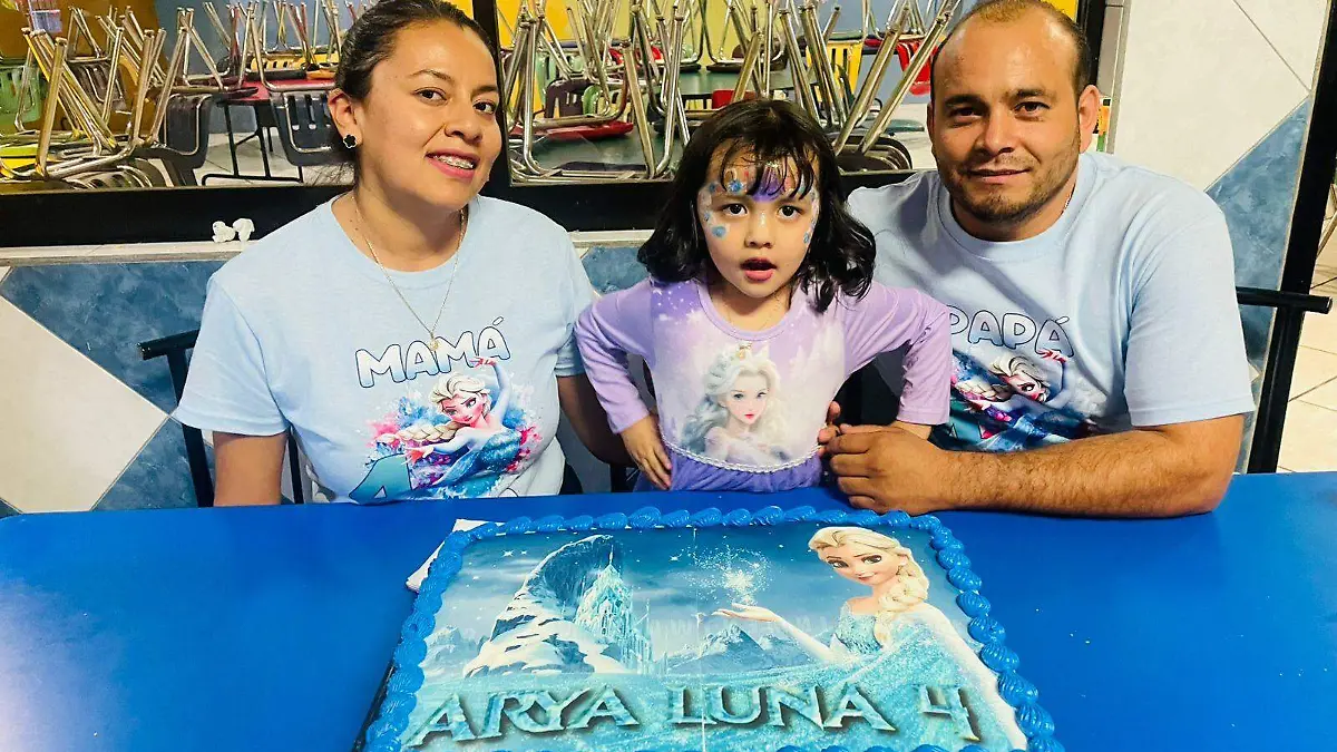 Fiesta de 4 años para la linda Sii Arya Luna V