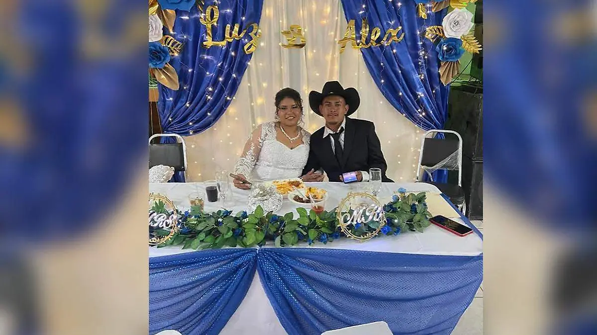 Luz Campos Arámbula y Alejandro Gonzáles Andrade, lucieron felices el día que unieron sus vidas