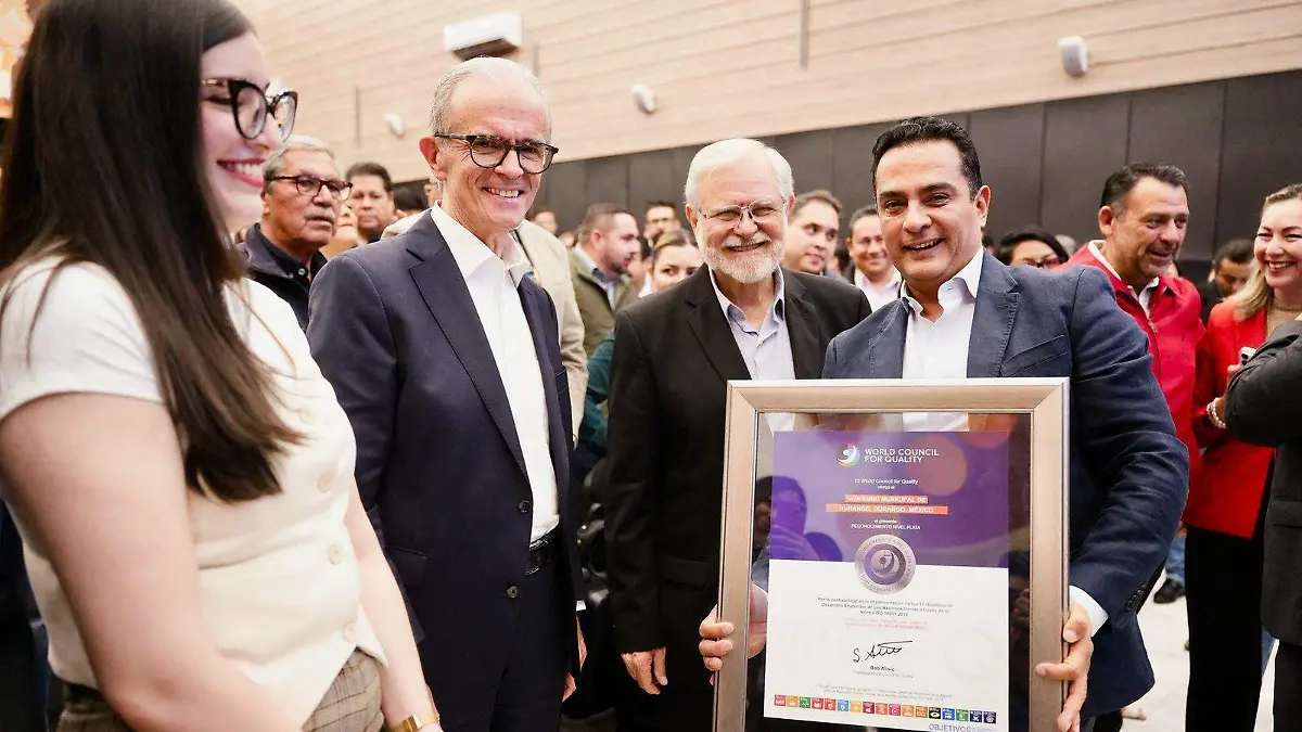 Gobierno de Durango recibe certificación de calidad y transparencia