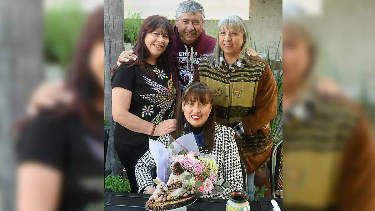 Celebran el cumpleaños de María Raquel Díaz