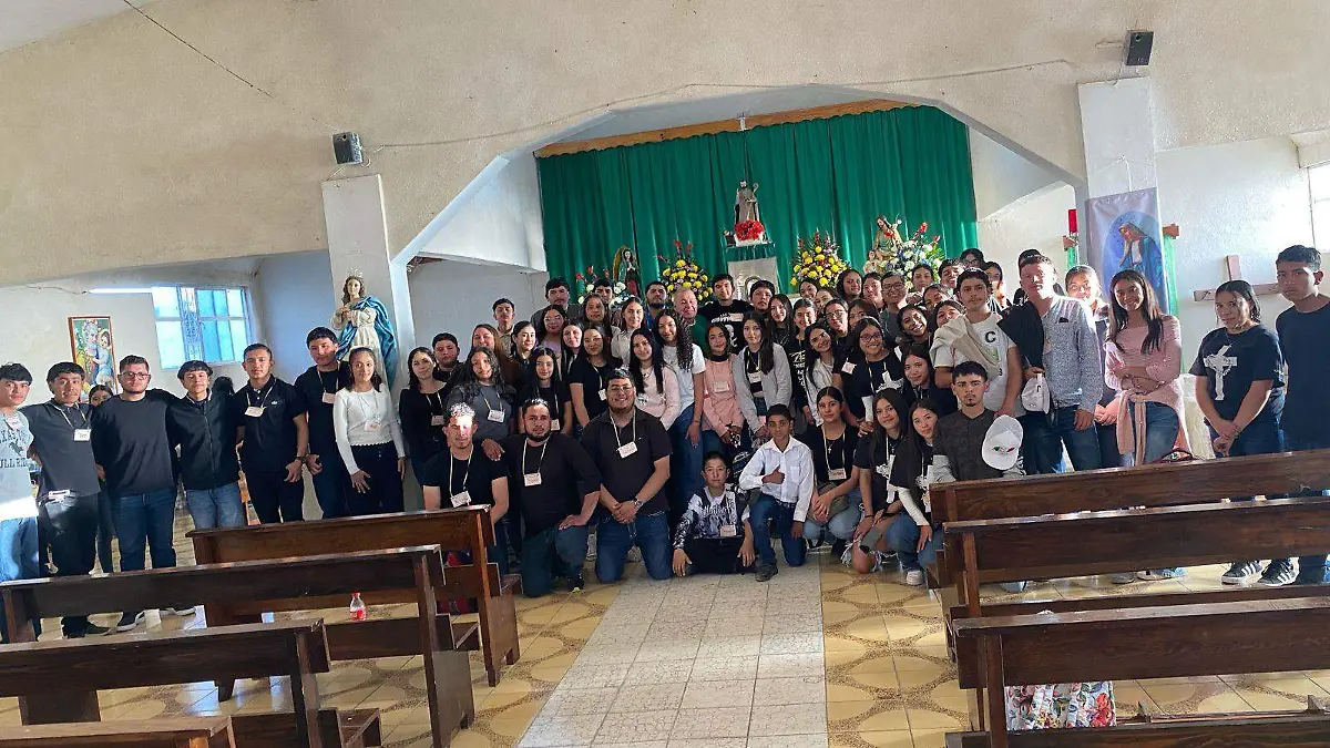 Se realizó encuentro juvenil en el templo de San Nicolás de Bari