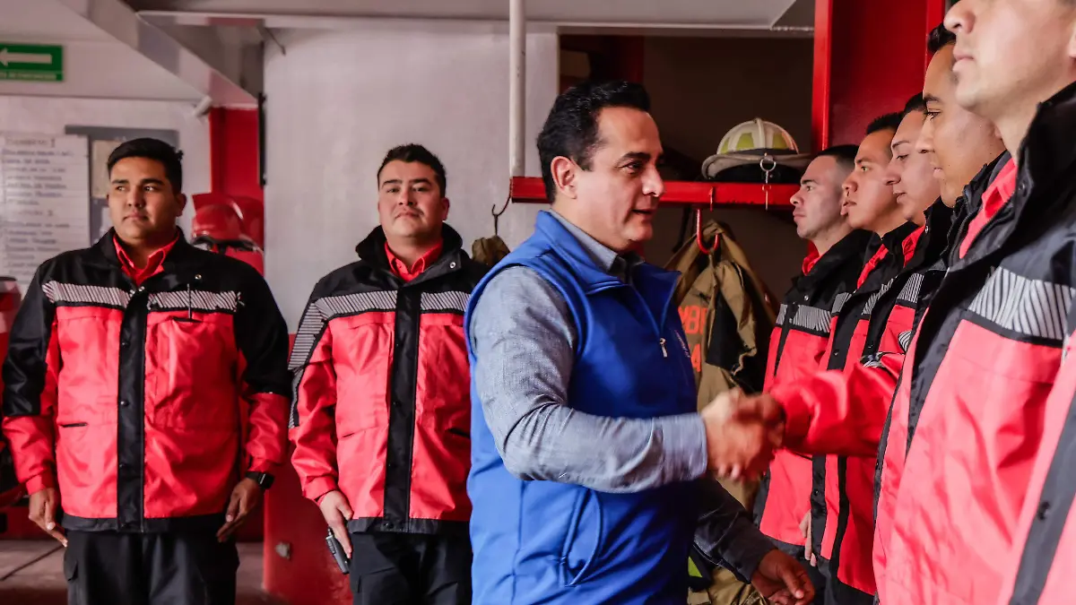 Fortalecen al cuerpo de bomberos en Durango