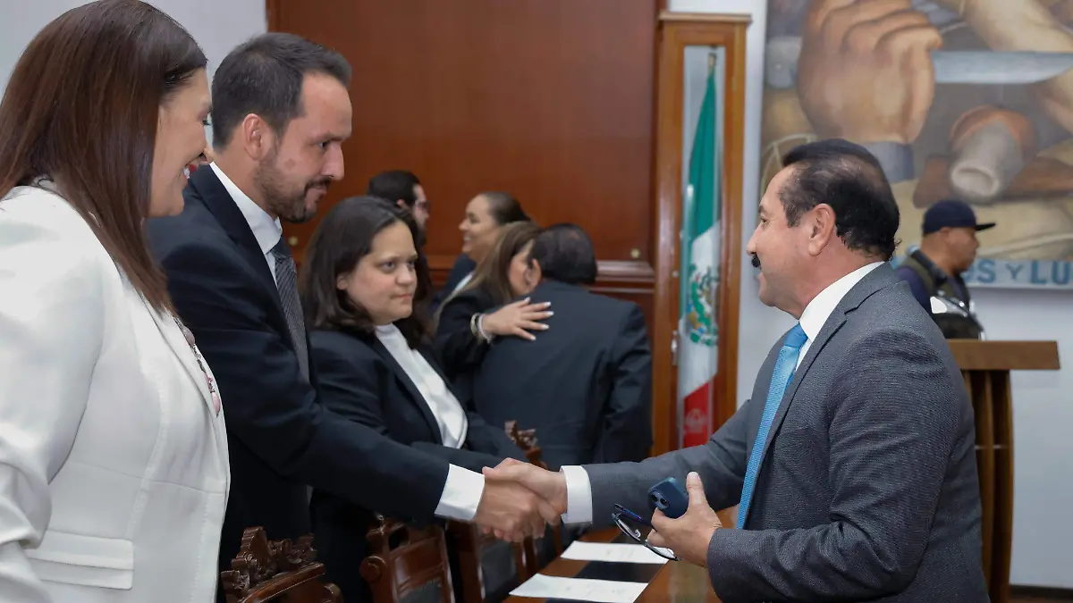 Reconocen diputados compromiso de Bonifacio Herrera con Durango 