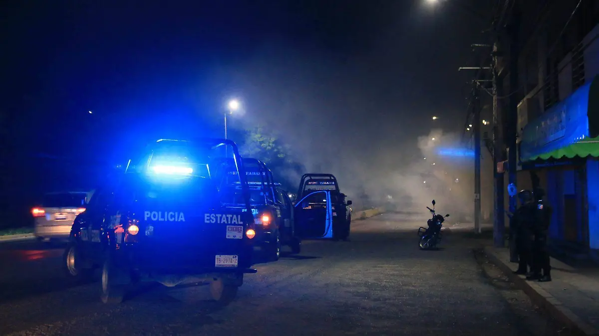 1012738_Tabasco Quema de Negocios_web