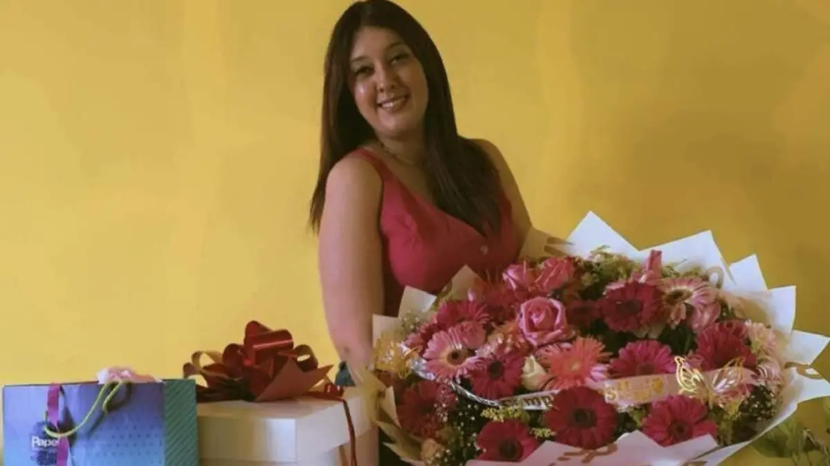 Muy festejada Fatima Soto por su esposo