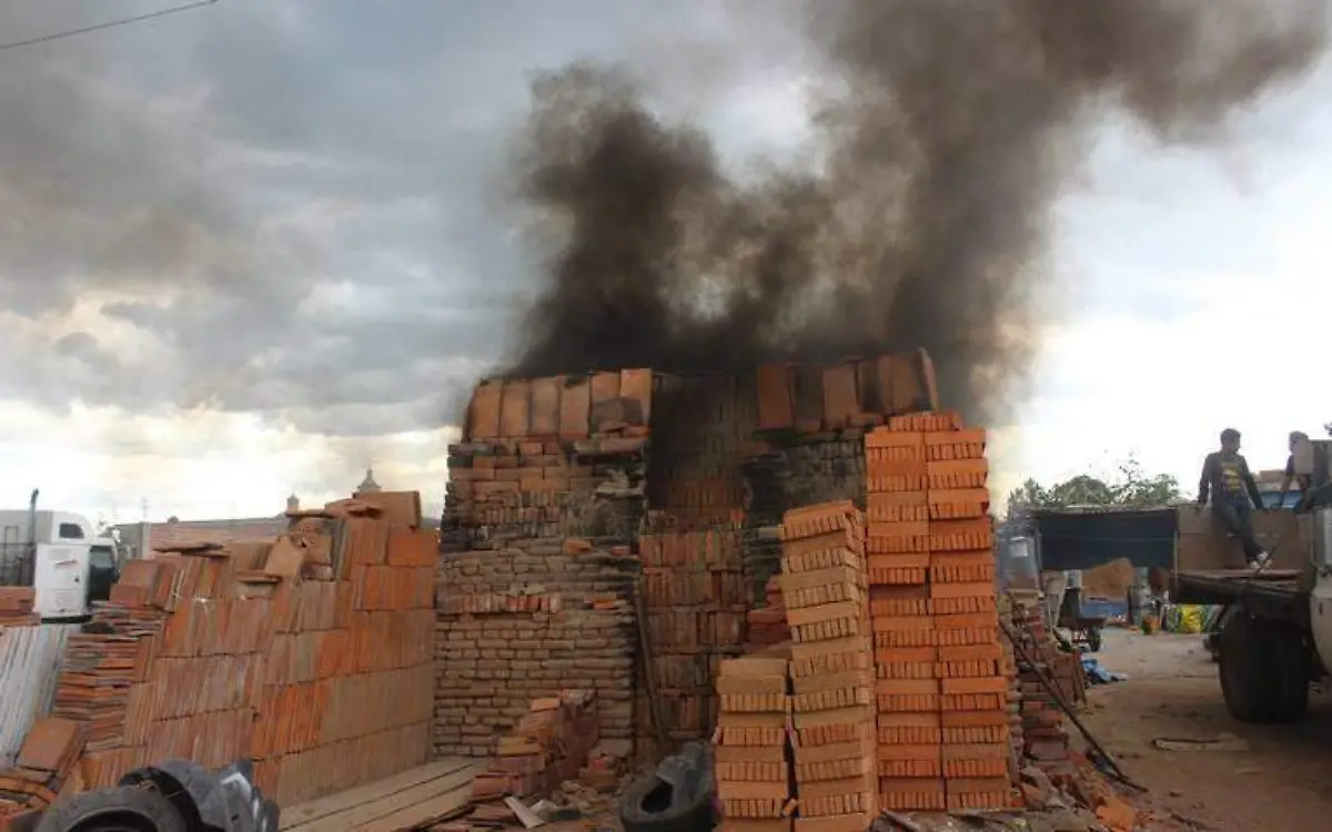 Nuevos hornos propuesta para mermar contaminación y enfermedades en ladrilleras