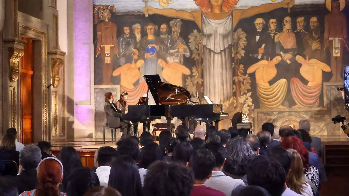 FOTO.- Concierto piano (2)
