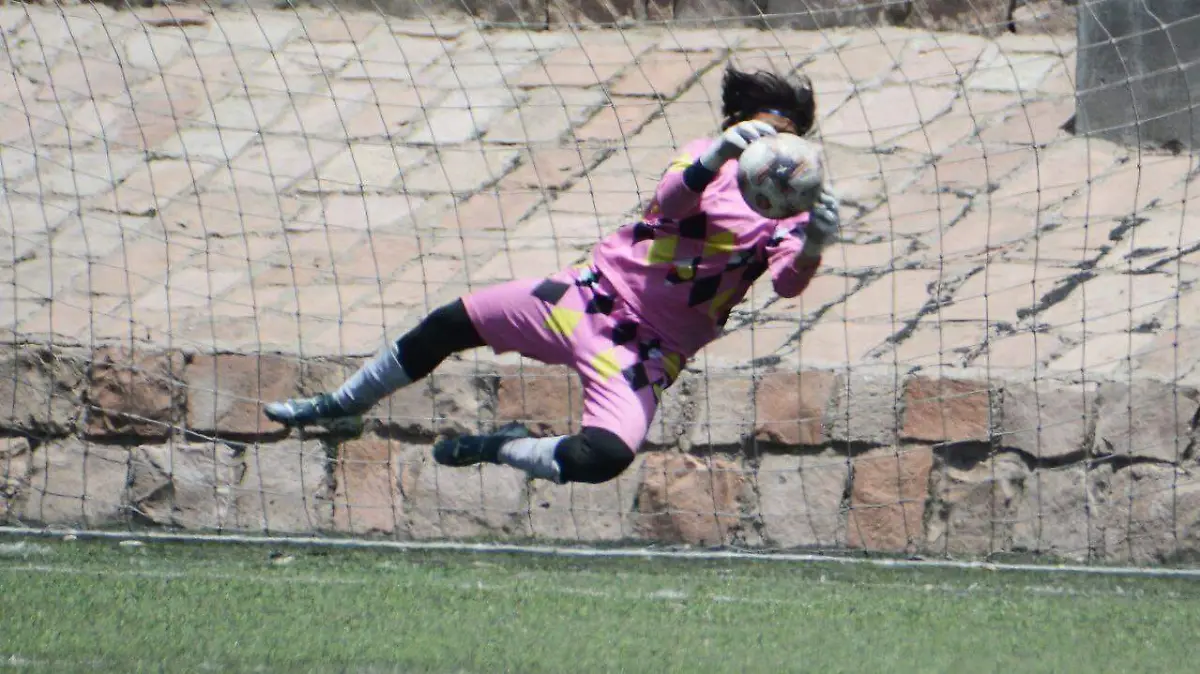 ESIMA sub 13 golea 4-0 a la UAZ