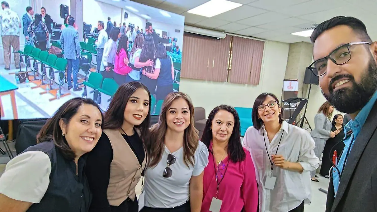 Docentes del grupo disciplinar en salud del CCH-UJED participaron en el Coloquio Internacional en Investigación Educativa CIIEdu 2025