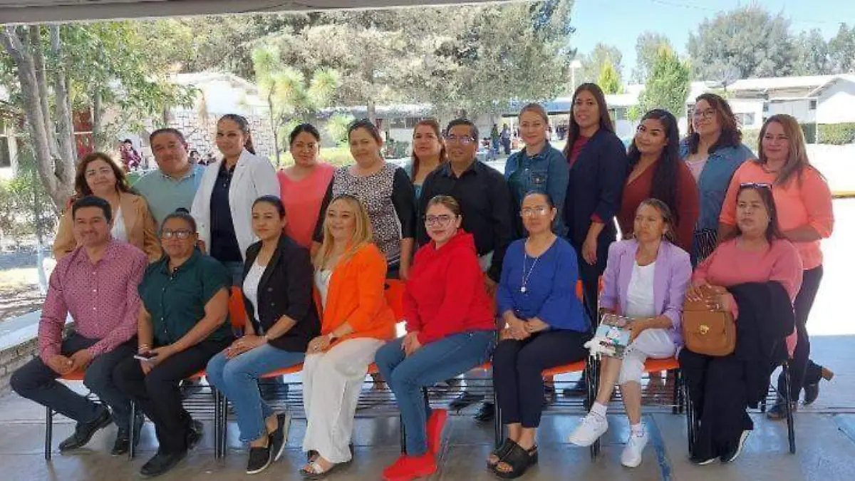 LA EST. No. 10 FESTEJO