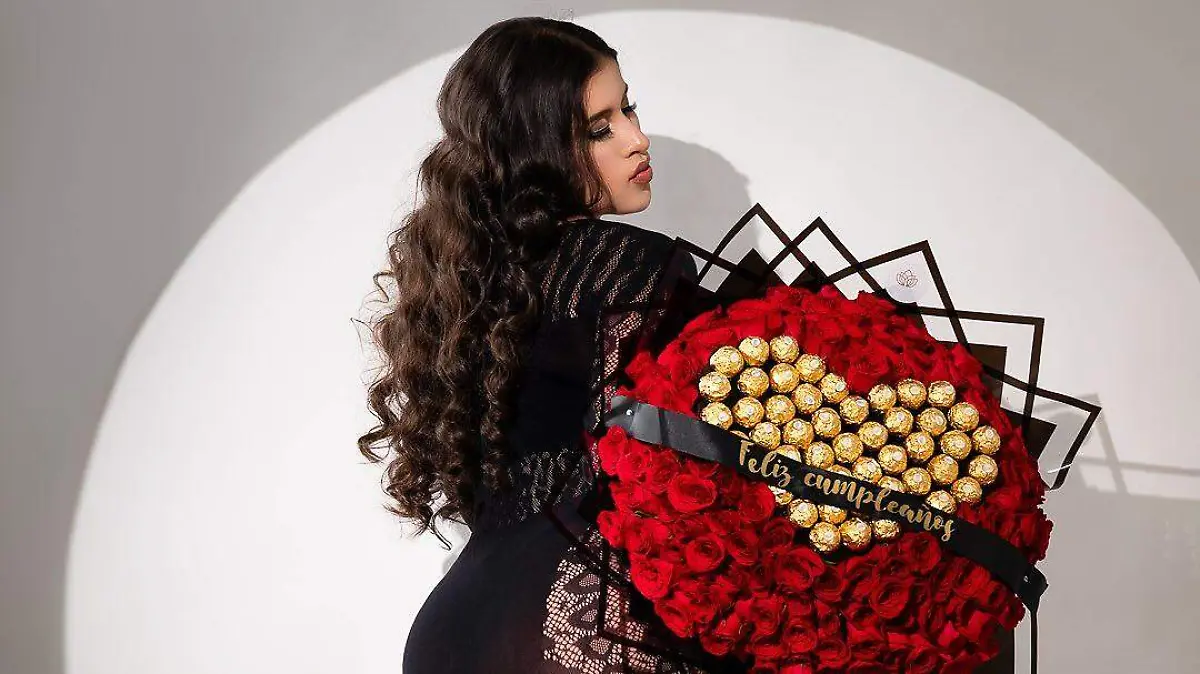 Hermoso Ramo recibió en su cumpleaños Maria