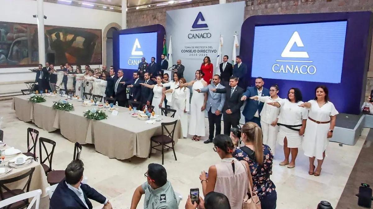 Toma de protesta del Consejo directivo de CANACO 2025-2026