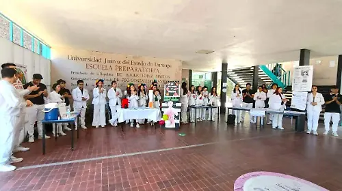 Escuela Preparatoria Diurna de la UJED realizó con gran éxito la Feria de la Salud