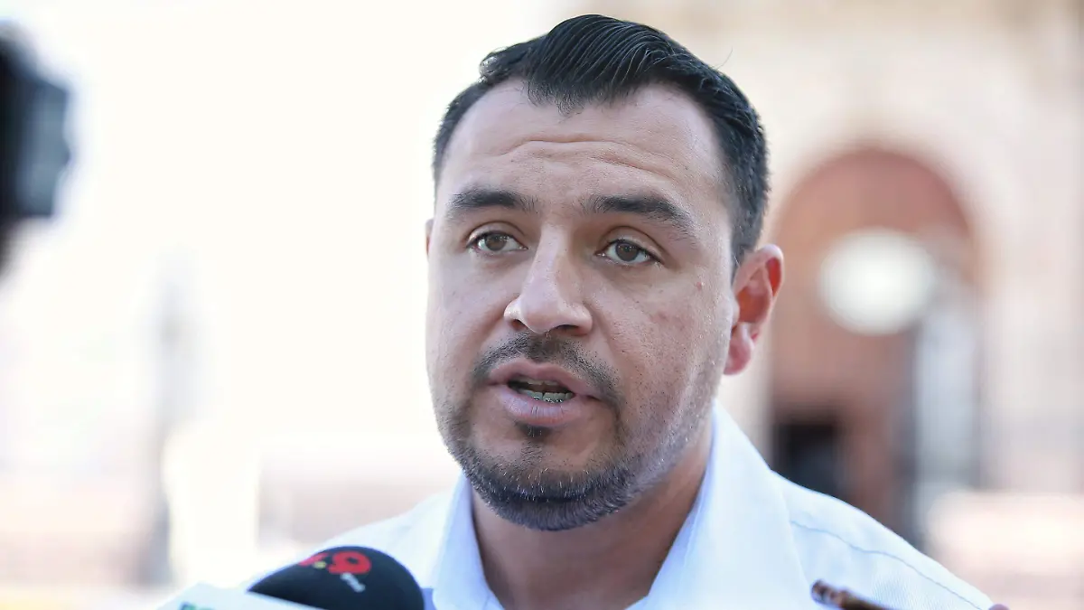  Dirección Municipal de Salud Pública de Durango Juan Esteban Aguilar Esquivel