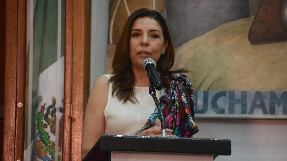 Adriana Porras / presidenta canirac