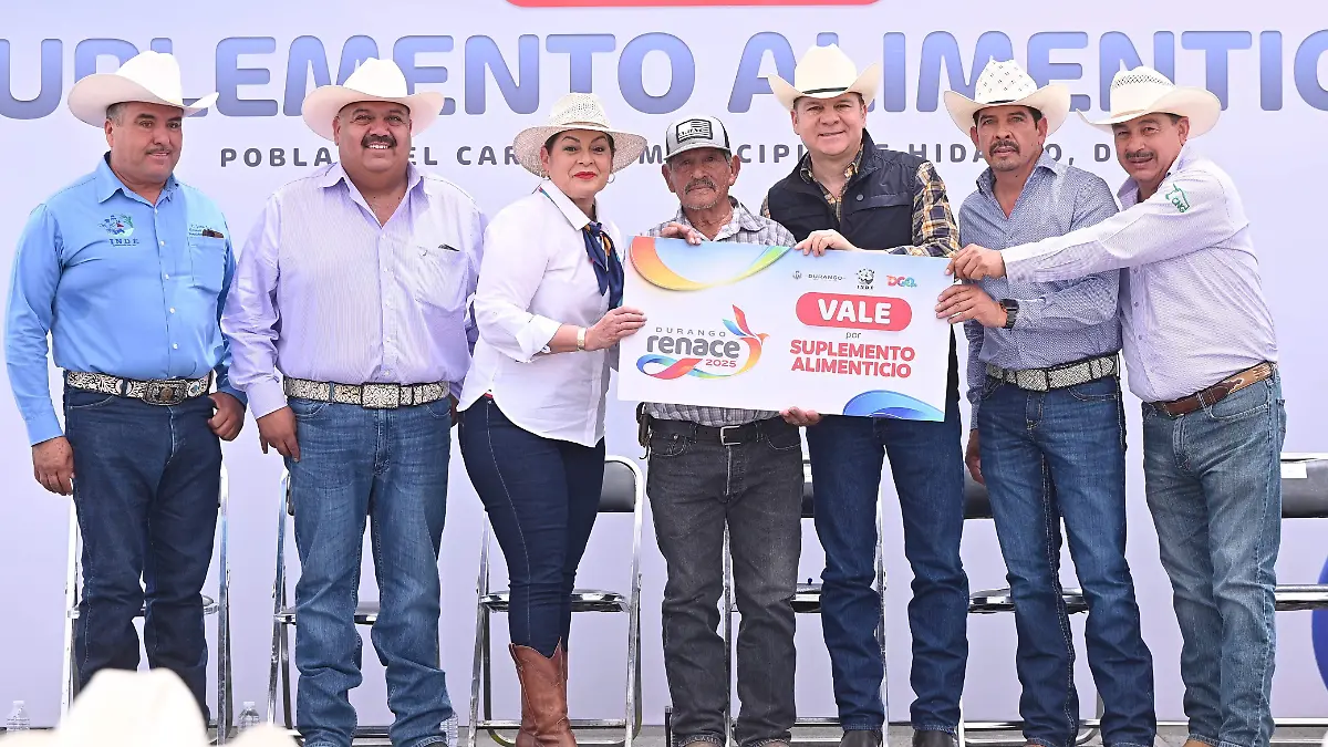 Entrega Esteban Villegas 260 toneladas de suplemento alimenticio