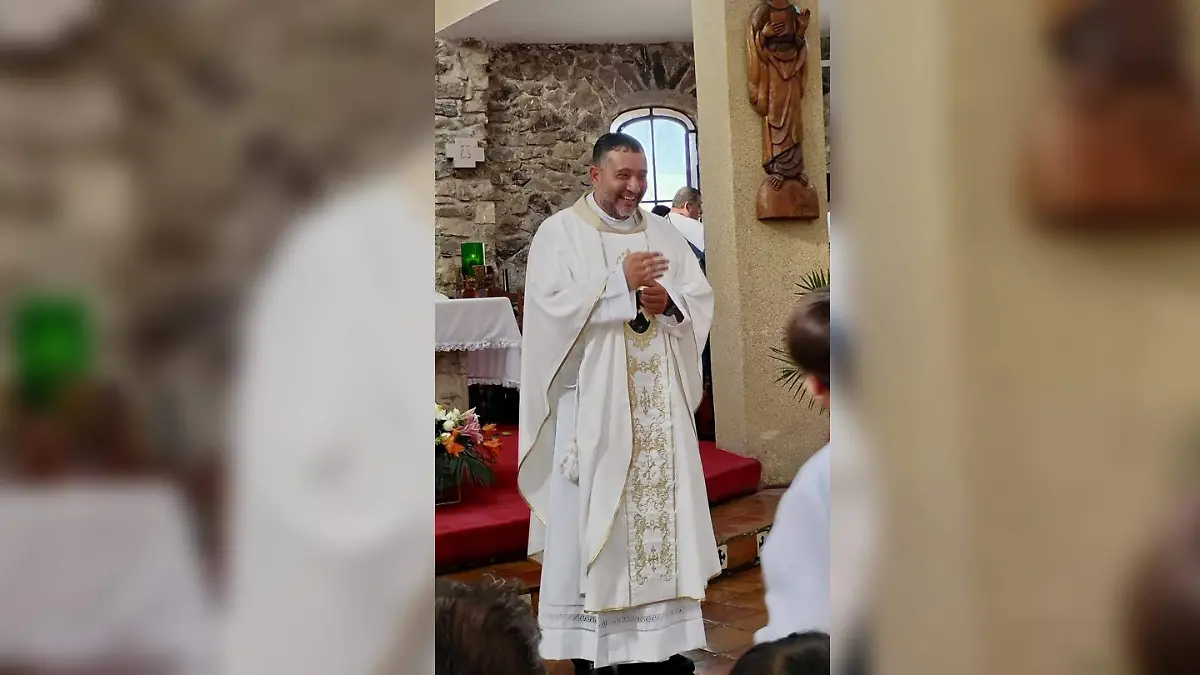 Alberto Torres Frausto en su aniversario sacerdotal número xv