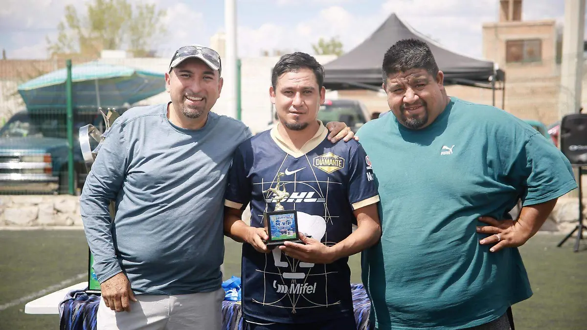 Campeonato esculpido con diamante