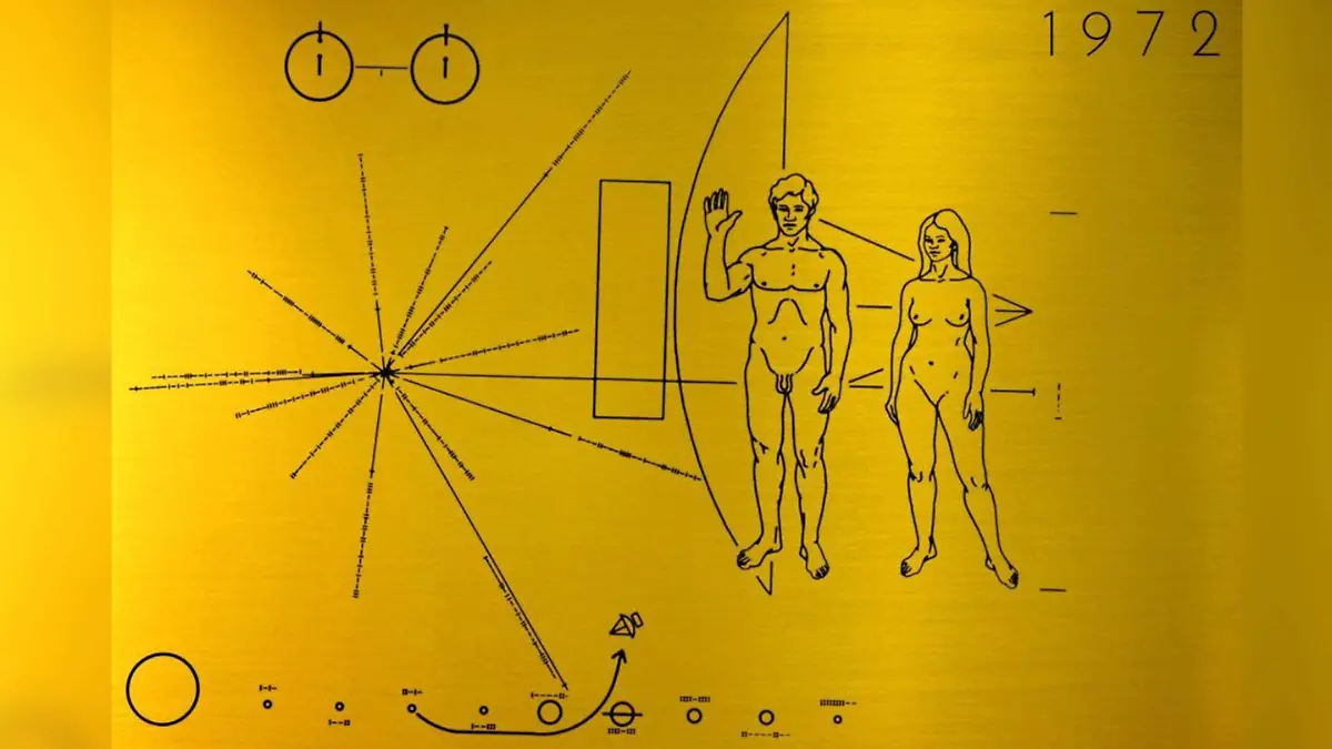 Consideremos también que ya hemos enviado varios mensajes de nuestra existencia al espacio profundo en las naves Pioneer y en las Viajero también