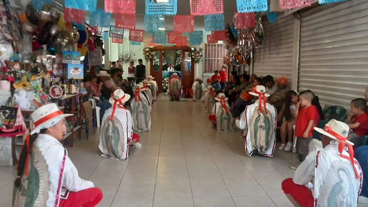 Se celebró a Nuestra Señora del Refugio en el mercado Morelos
