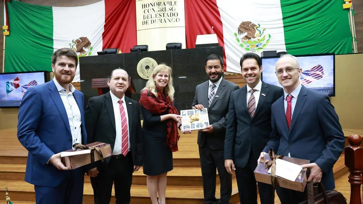 Recibe Congreso del Estado a Cónsul General de EE.UU. en Monterrey