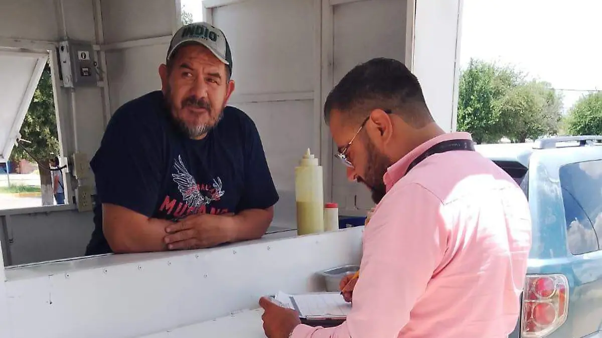 Inspección Salud 50 puestos de venta de comida
