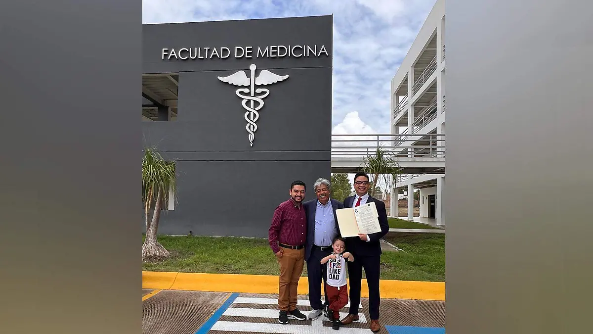 RAYMUNDO CARRERA JUAREZ