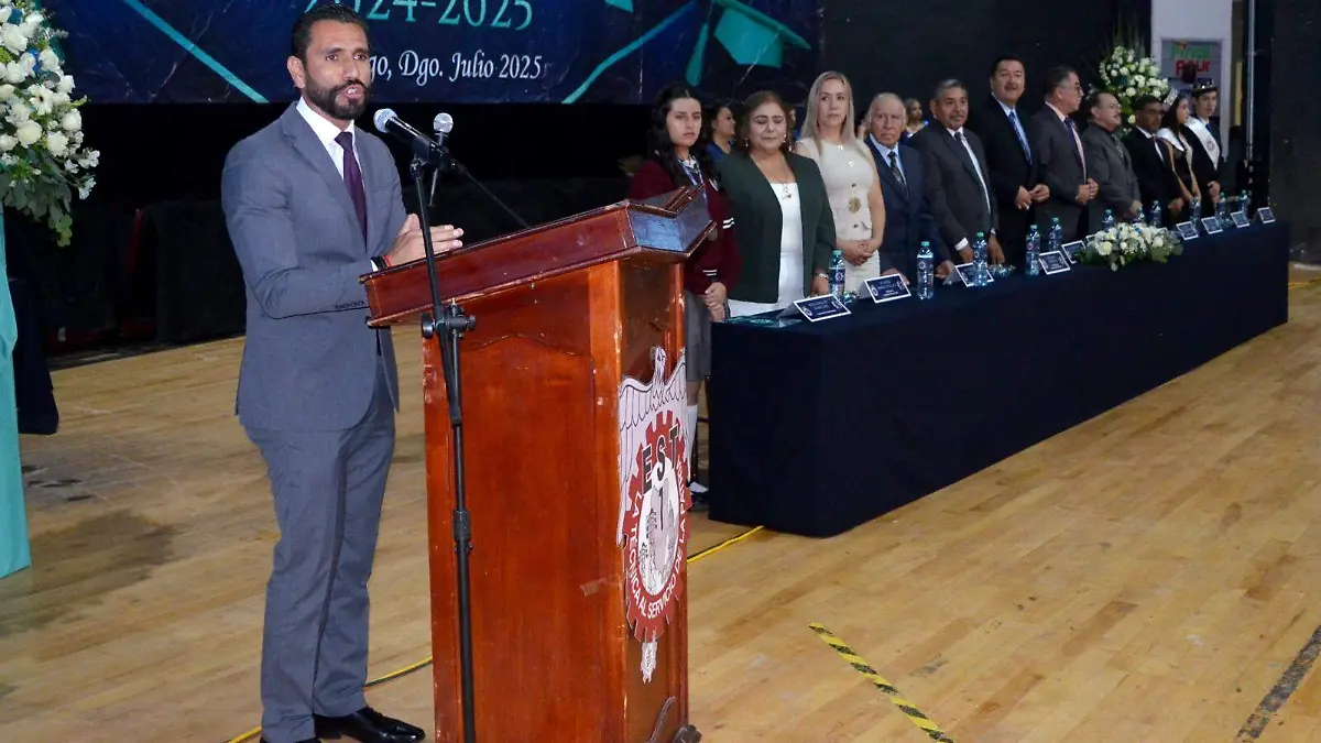 Doctor Francisco Ibarra en su mensaje