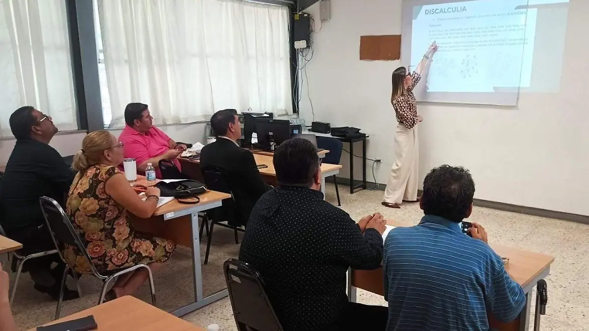 Nueva era en la ECYTE-UJED capacitan a académicos y administrativos