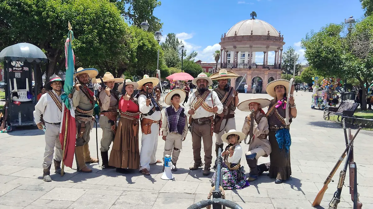 El ejército de Villa ahora orienta al turismo