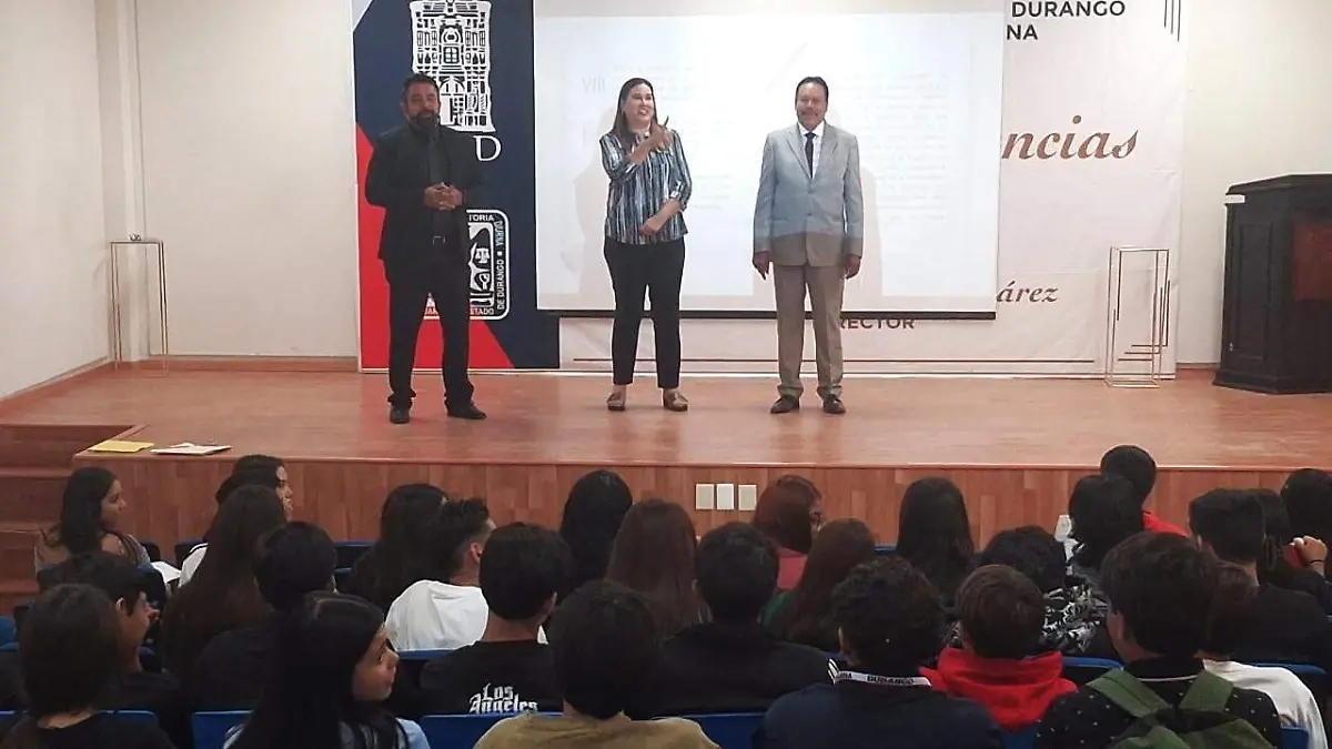 La Escuela Preparatoria Diurna de la UJED da la bienvenida a sus alumnos de nuevo ingreso con curso de inducción