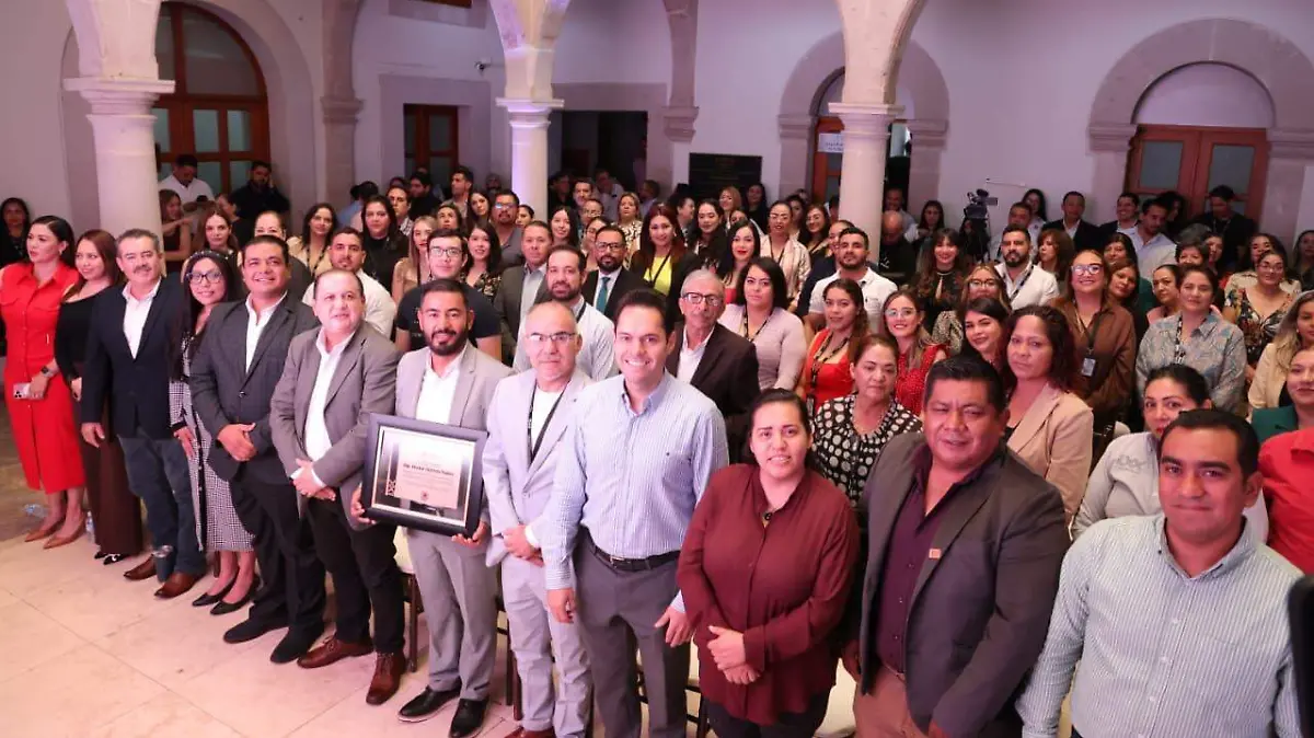 Presenta Héctor Herrera su informe de actividades en el Congreso de Durango