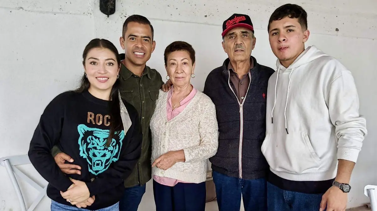 Felices con el abogado Jaime Villarreal Espinosa