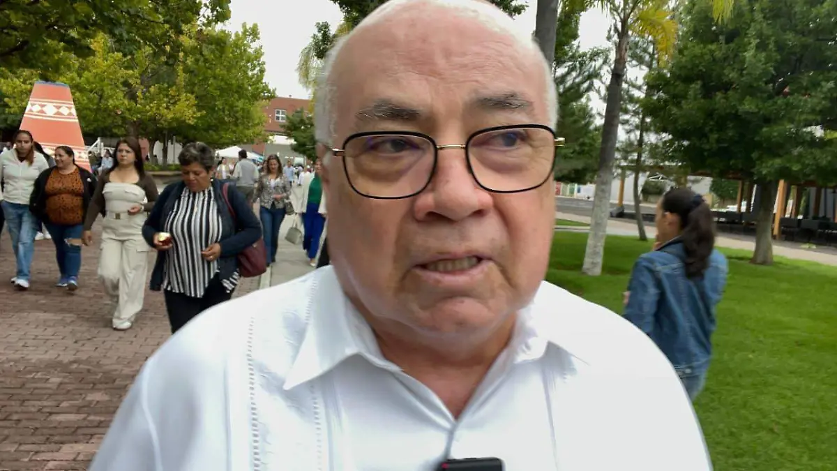  titular de la Secretaría de Infraestructura, Comunicaciones y Transportes (SICT) en Durango, Ángel Sergio Dévora Núñez