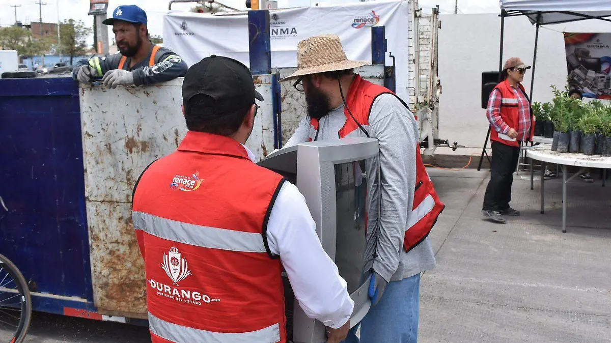 Basura electrónica provoca graves daños a la salud: Claudia Hernández