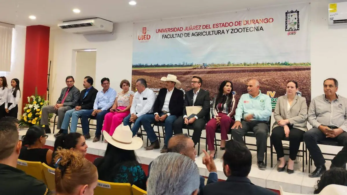 FAZ-UJED celebró su 53 aniversario con evento académico y productivo