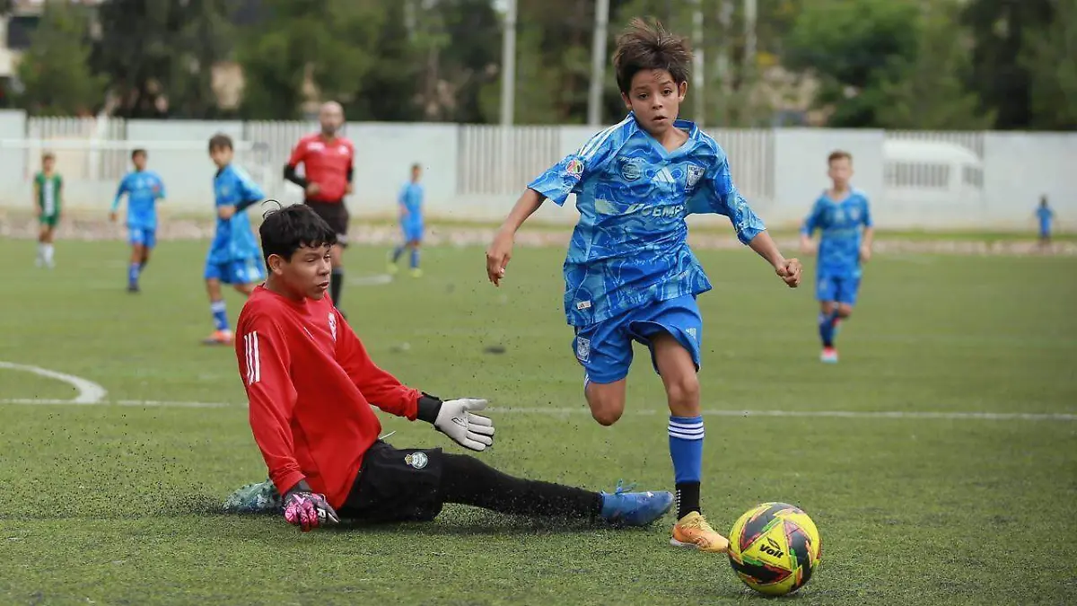 Tigres Sub 13 golea a Selección Durango