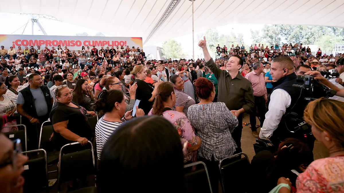 Mujeres reconocen a Esteban Villegas por cumplir su palabra al entregar 25 mil Tarjetas Madre en su modalidad alimentaria