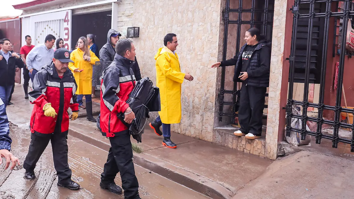 Invitan a jóvenes de Durango a capacitarse en combate de incendios y prevención
