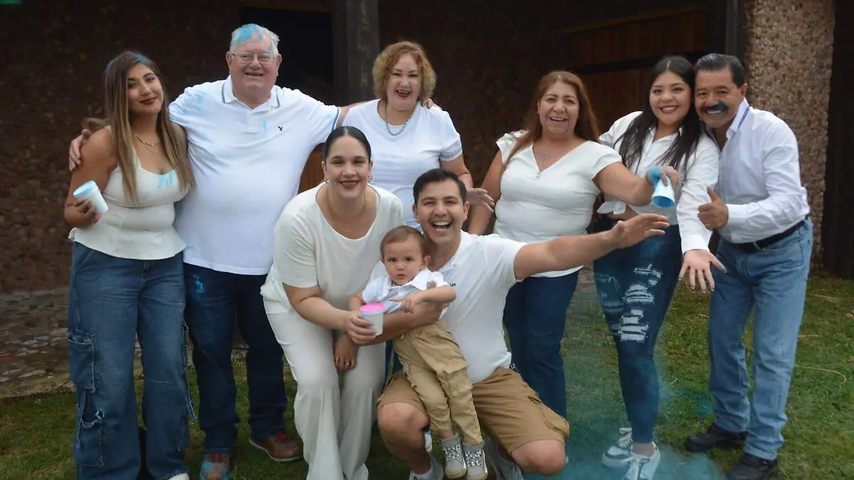 Fiesta de revelación de los esposos Alemán Pozo