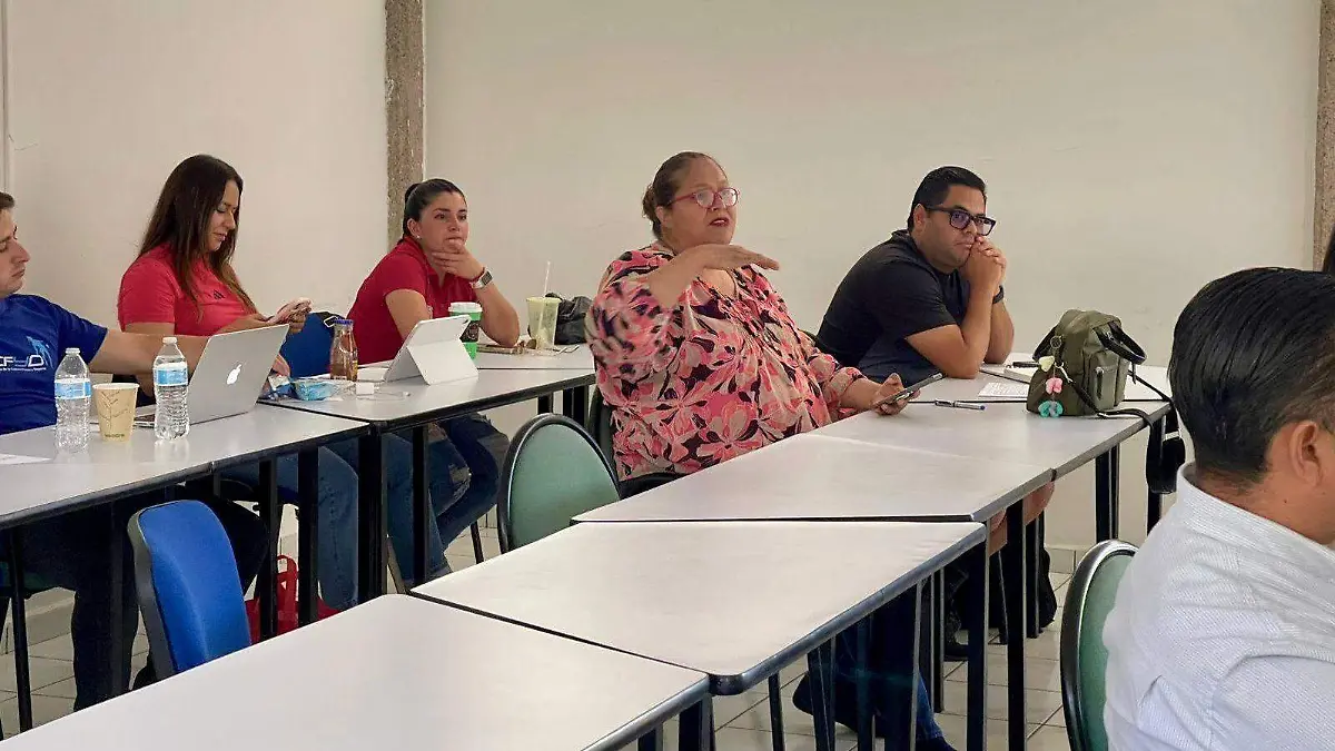 Fortalece FCCFYD-UJED el ambiente laboral con curso sobre derechos humanos