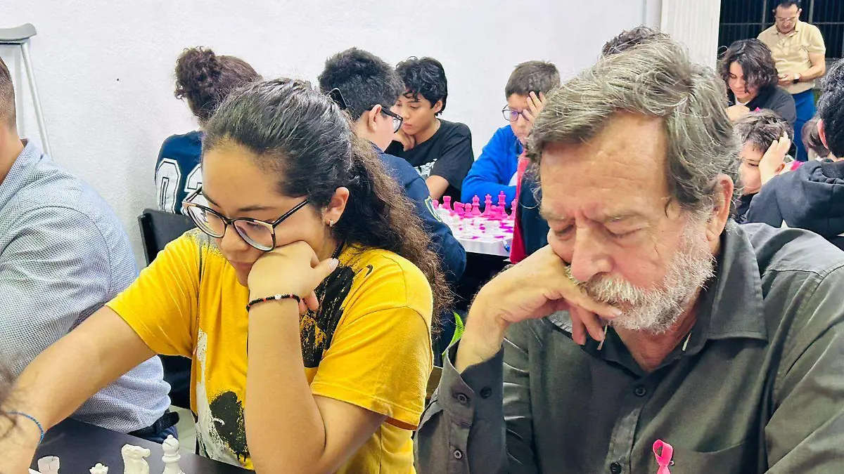 torneo de ajedrez jaque al cáncer