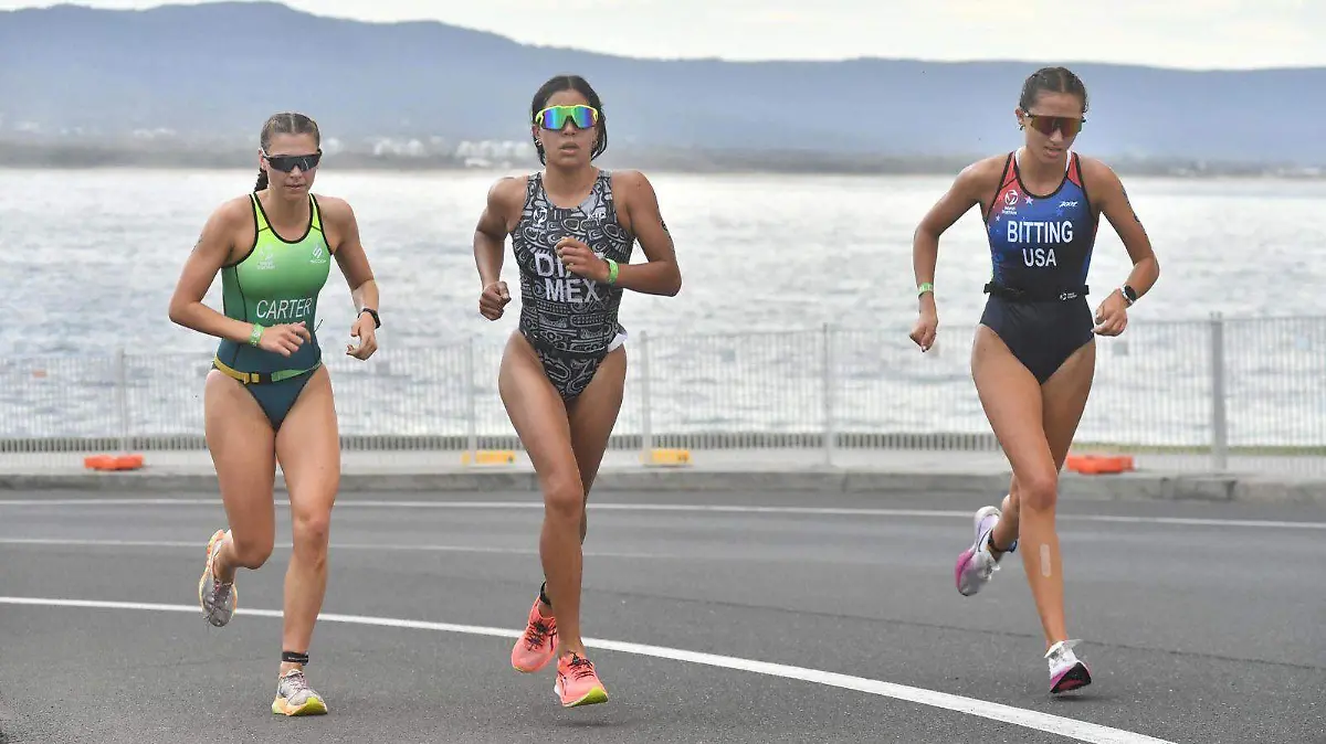 Hannia Díaz, triatleta duranguense logra plata en Australia