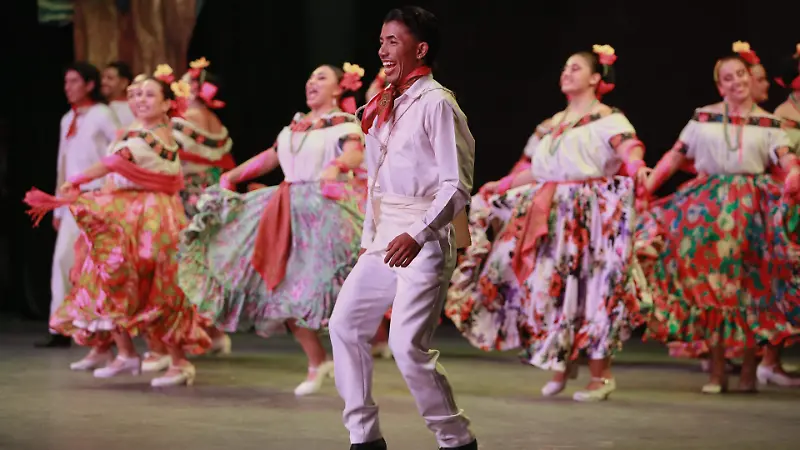 Grupo de Danza Kwii ‘Etsaame conmemora 20 años de arte y música