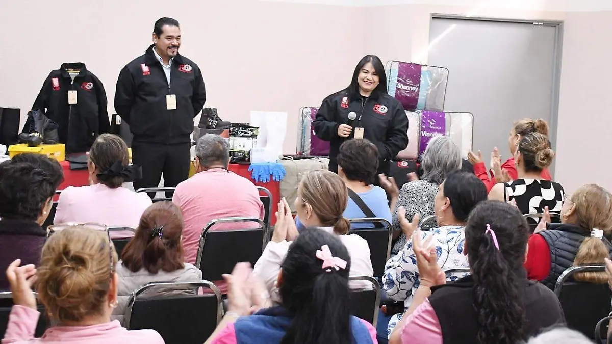 La UJED cumple con la entrega en tiempo y forma del material de protección al personal sindicalizado
