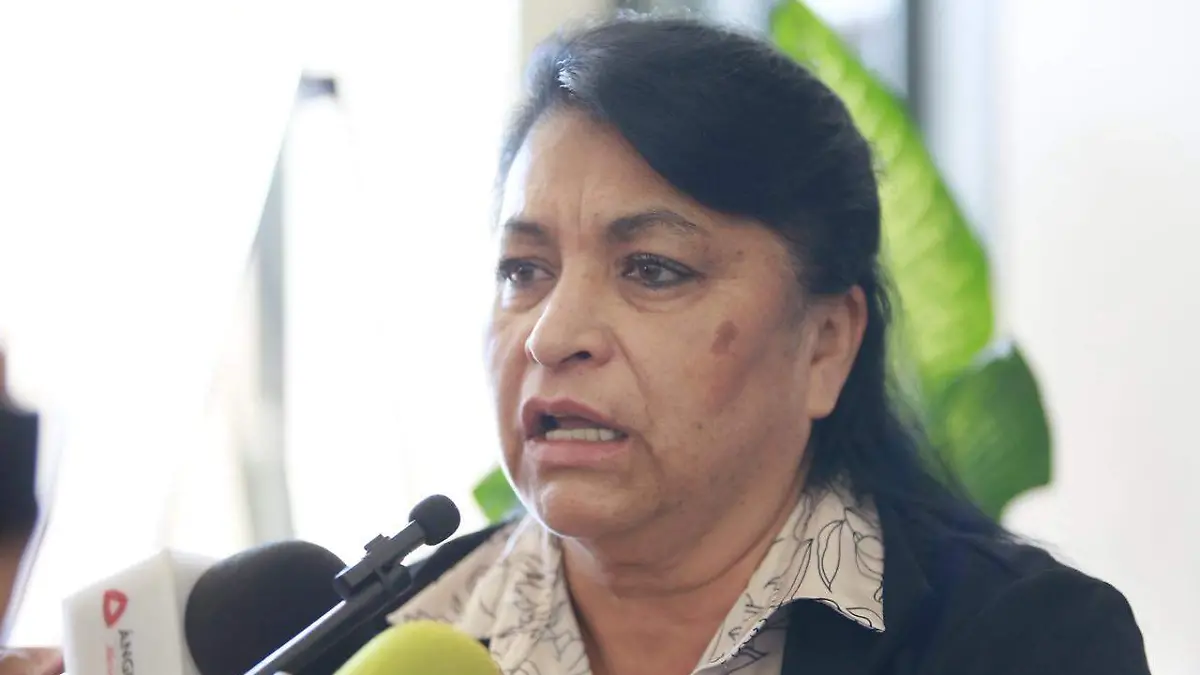  María de los Burgos Macías