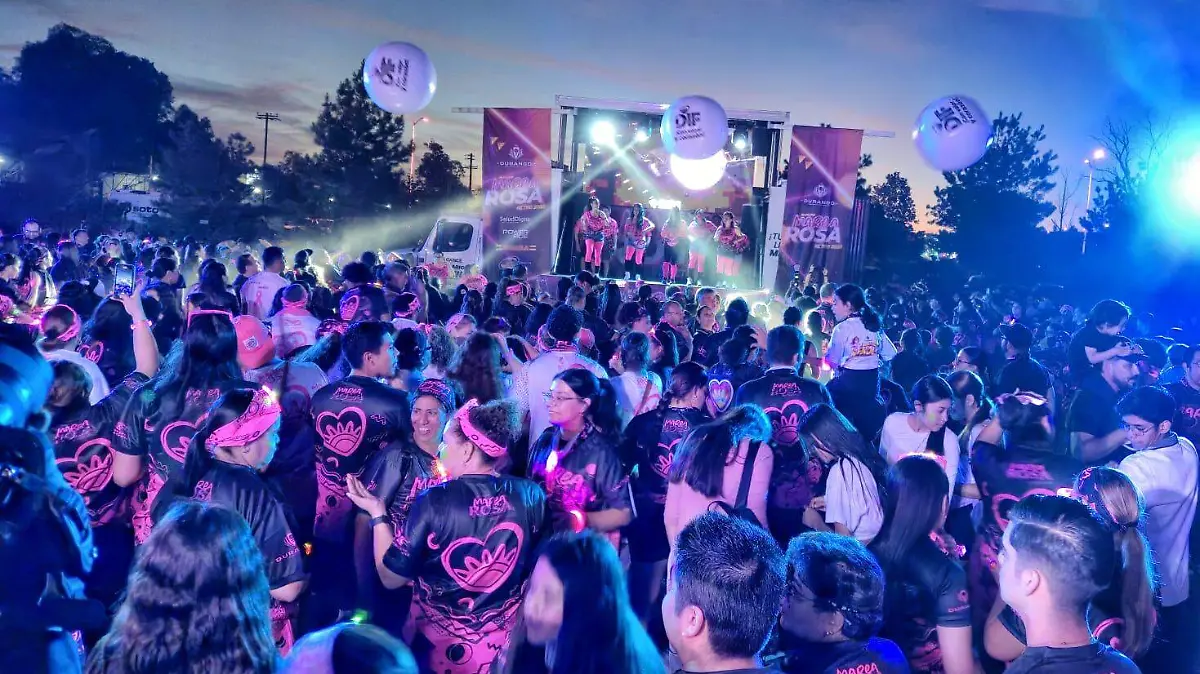 Duranguenses respondieron a la Marea Rosa