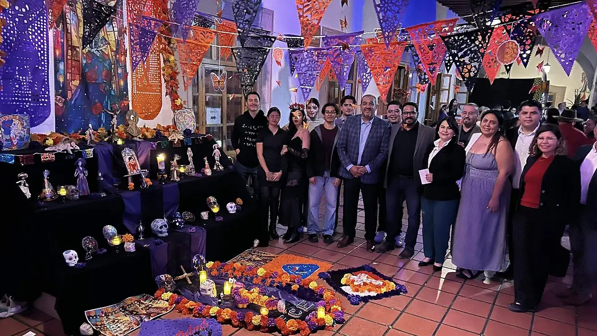 Altares de Muertos en los pasillos del Edificio Central de la UJED 3